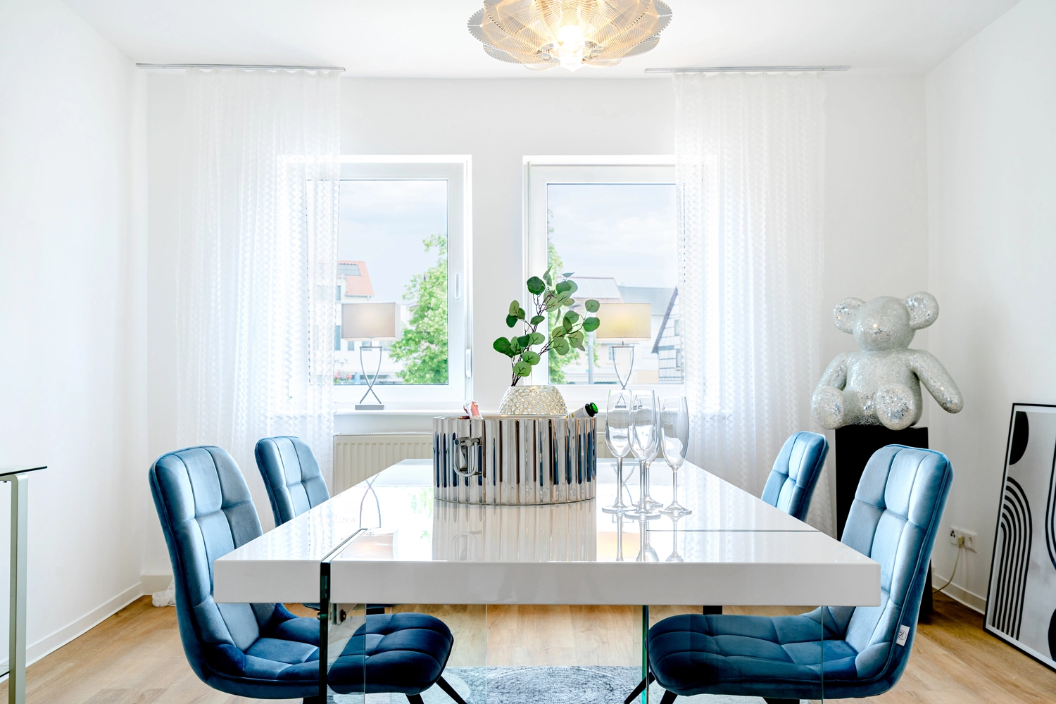 Silvia Keck - Immobilienpräsentation - Fix und Flip – 4 Zimmer Wohnung HomestagingBad Friedrichshall