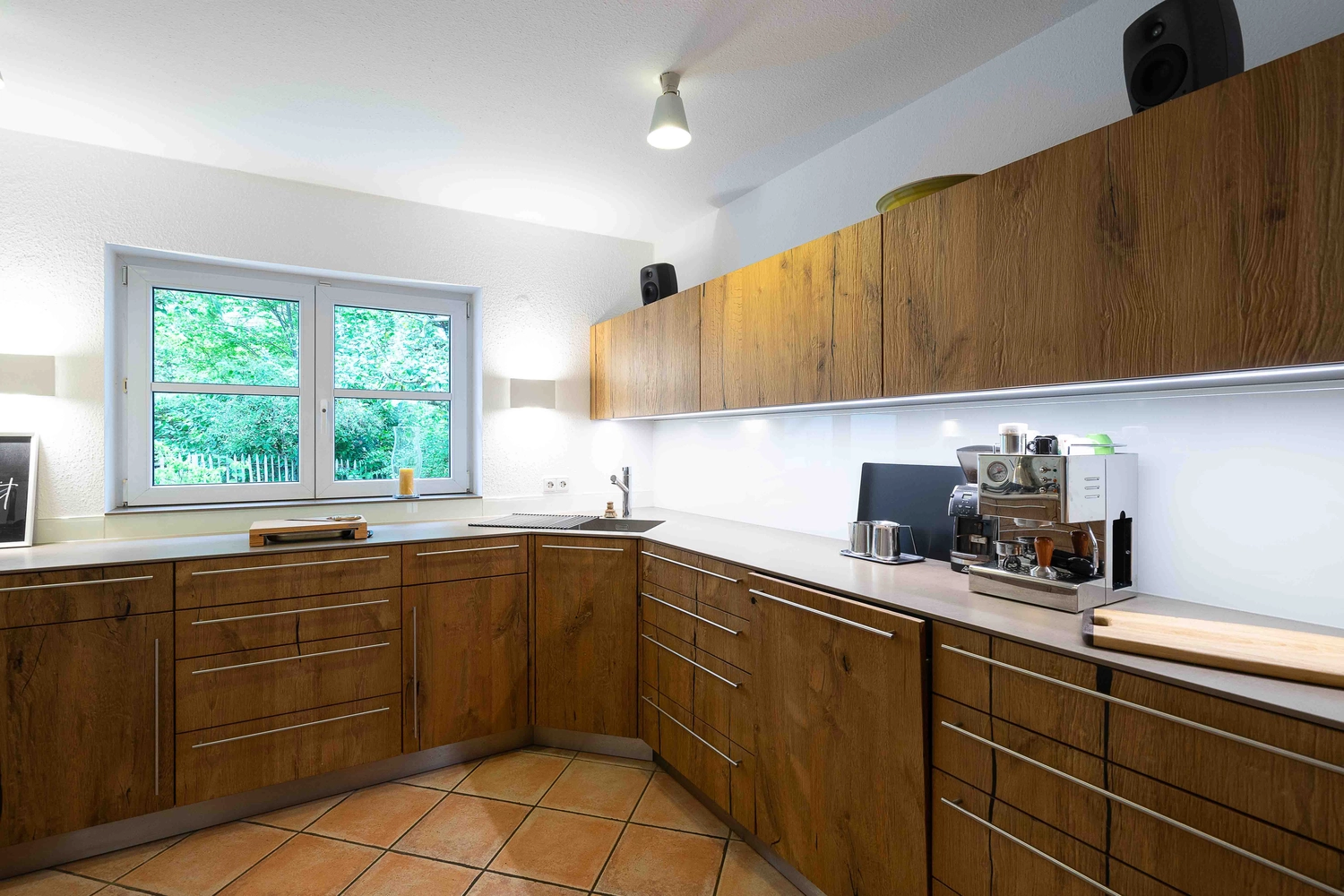 Silvia Keck - Immobilienpräsentation - Maklerverkauf – Einfamilienhaus Homestaging teilmöbliertÖdheim