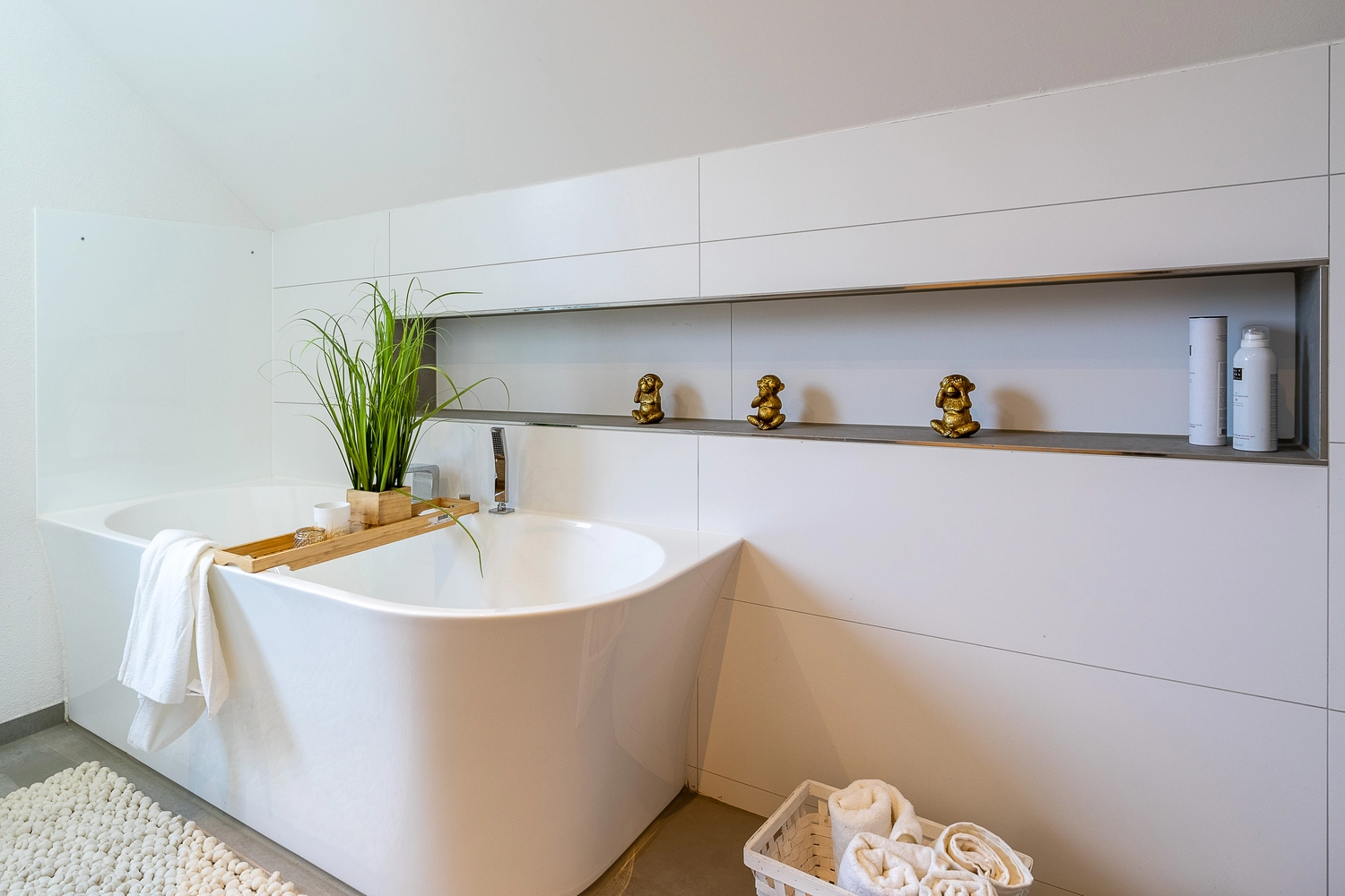 Silvia Keck - Immobilienpräsentation - Maklerverkauf – Einfamilienhaus HomestagingKleinglattbach